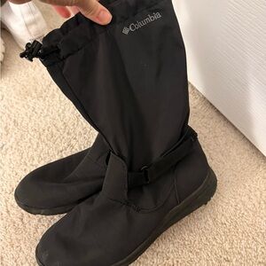 Columbia Black Snow Boots